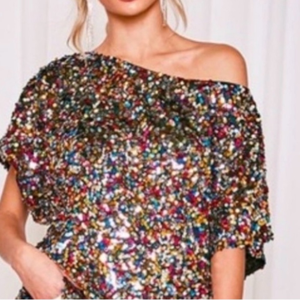 Anna-Kaci California Glam Multicolor Sequin off shoulder Short Sleeve Top XL
